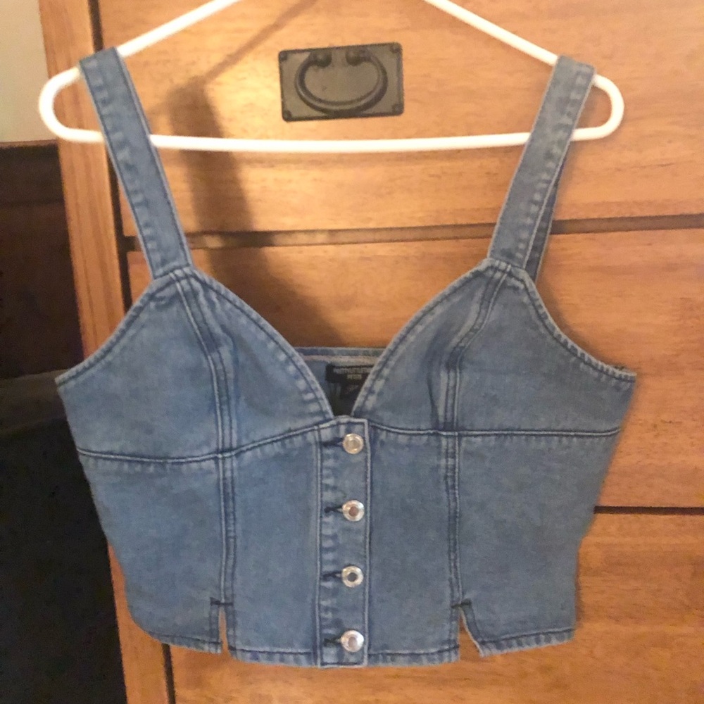 Med PrettyLittleThing Blue Denim Crop Top